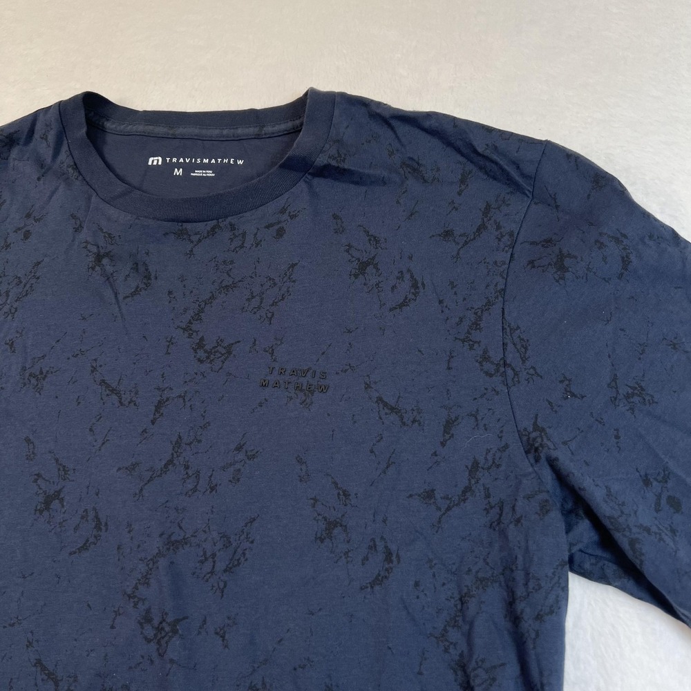 TravisMathew‎ Shirt Mens Medium Blue Allover Marble Logo Graphic Tee Casual